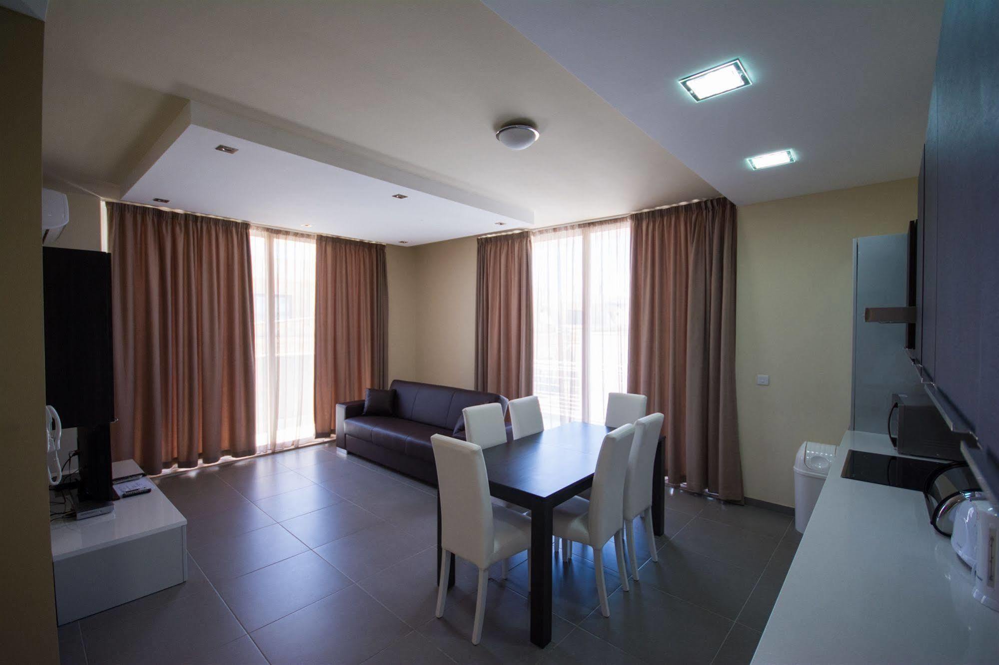 Apartment Depiro *